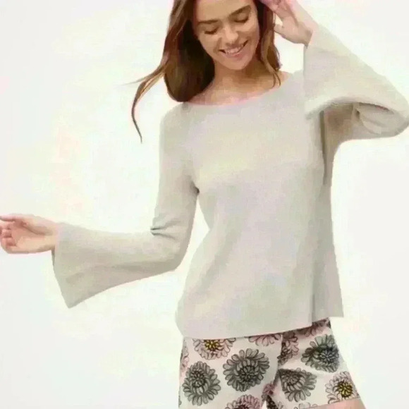 LOFT Bar Bell Sleeve Sweater in Dove Mist - Picture 1 of 4